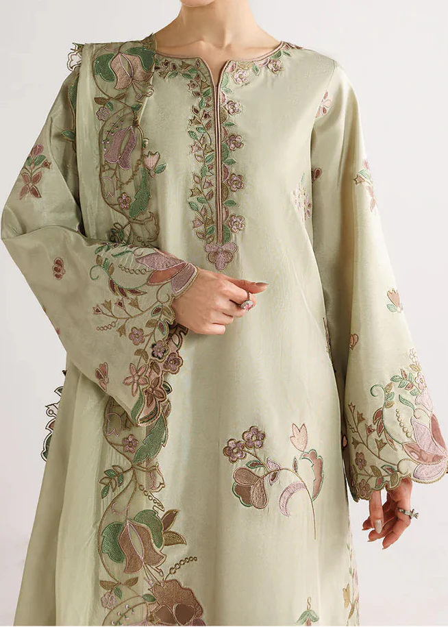 Choices S1471 - Embroidered 3pc Lawn Dress With Tie & Dye Chiffon Dupatta.