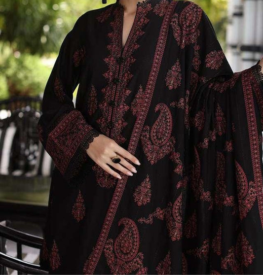 BAREEZE 3 PC Unstitched Heavy Embroidered Lawn Suit CODE. MC-1092