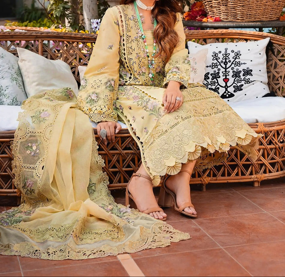 Choices S1383 - Embroidered 3pc Lawn Dress With Embroidered Khadi Net Dupatta.