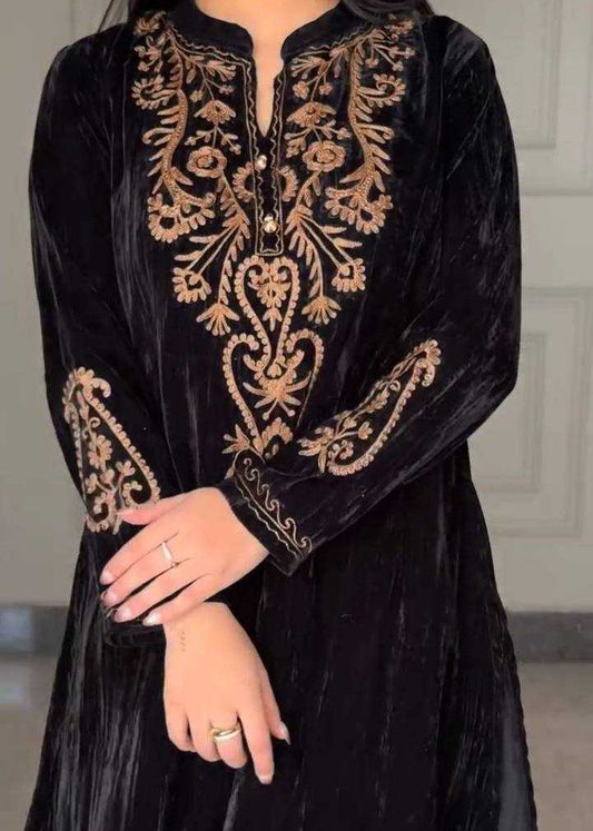 Choices W996-Embroidered 2pc Velvet Dress. Choicesstore.pk