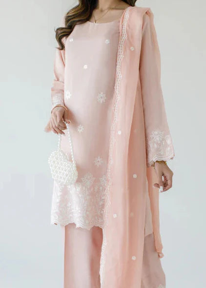 Choices-c1286-Embroidered 3pc Lawn Dress With Embroidered Chiffon Dupatta.