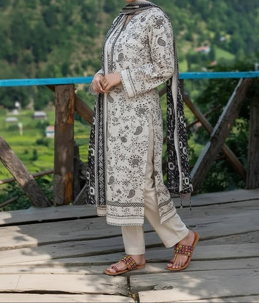 Choices W876 - Digital Printed 3pc Karandi Dress With Digital Printed Karandi Shawl.