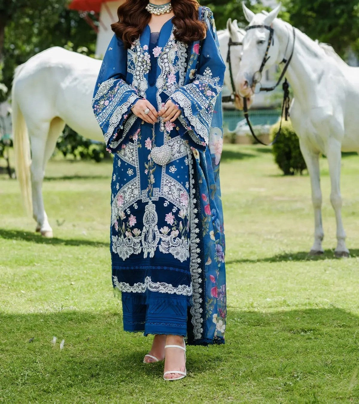 Elaf Premium Embroidered Luxury Lawn Unstitched 3Pc Suit  CODE. MC-4024