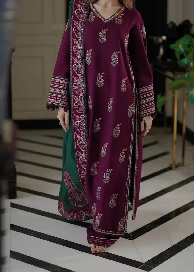 Choices S1320 - Embroidered 3pc Lawn Dress With Embroidered Lawn Dupatta.