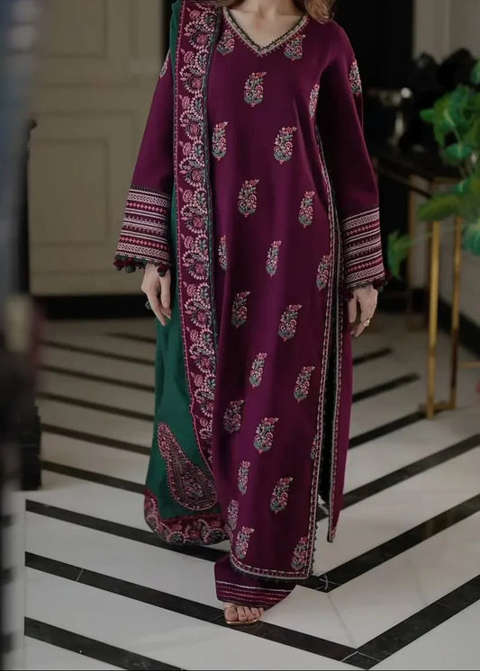 Choices S1320 - Embroidered 3pc Lawn Dress With Embroidered Lawn Dupatta.