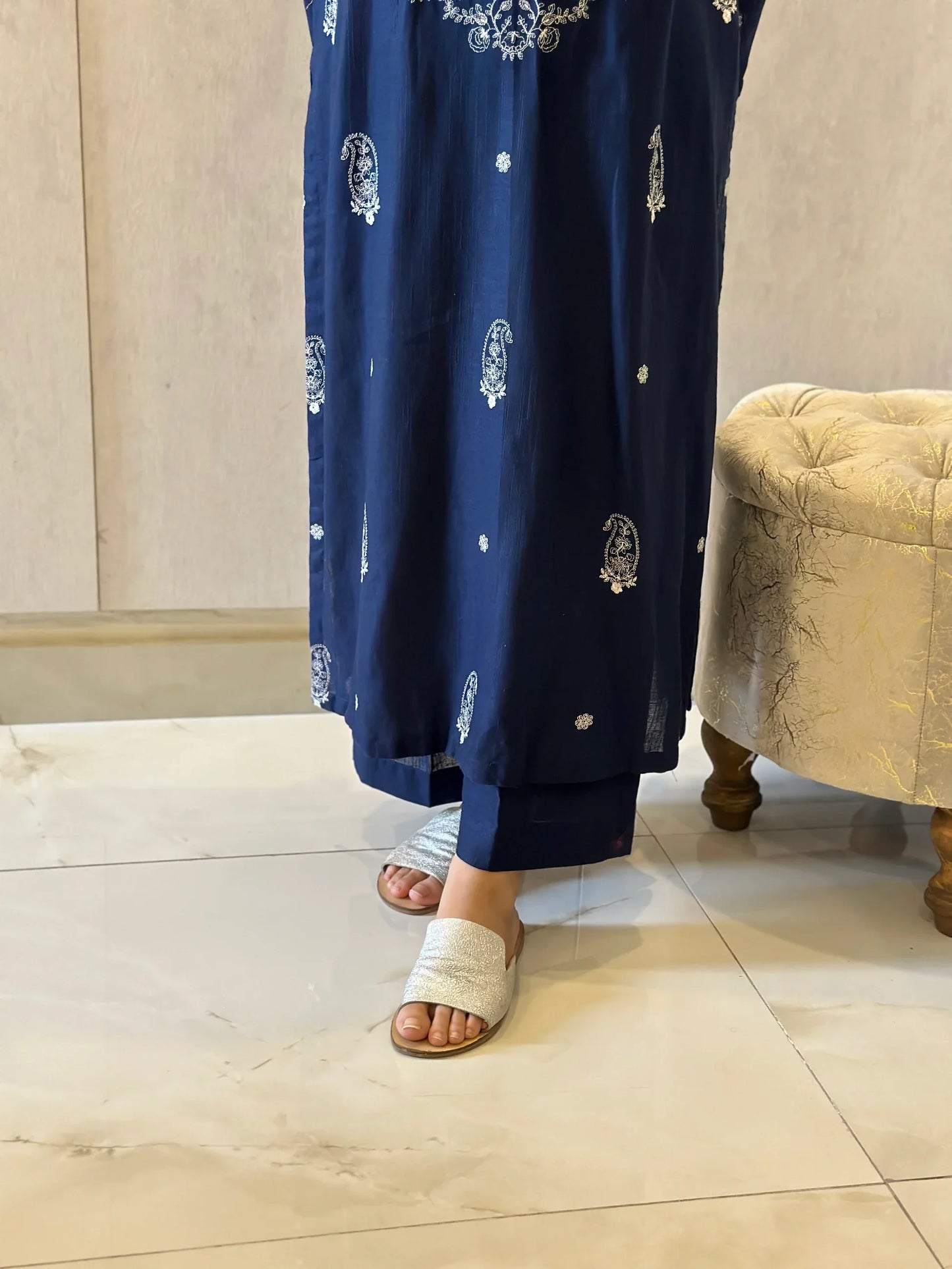 Choices S992-Embroidered 2pc lawn dress.