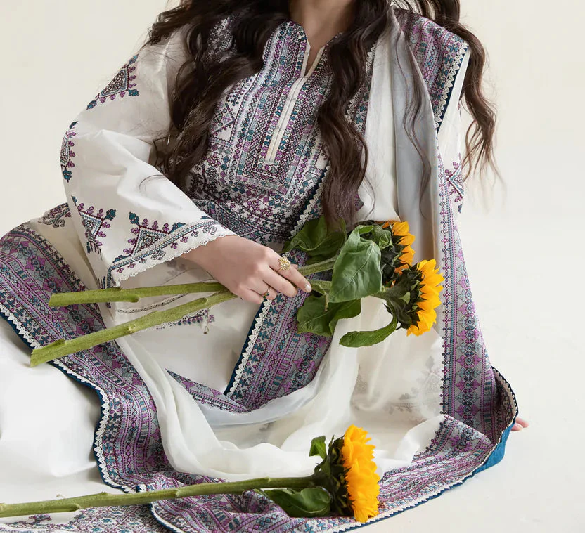 Choices S1425 - Embroidered 3pc Lawn Dress With Printed Lawn Dupatta.