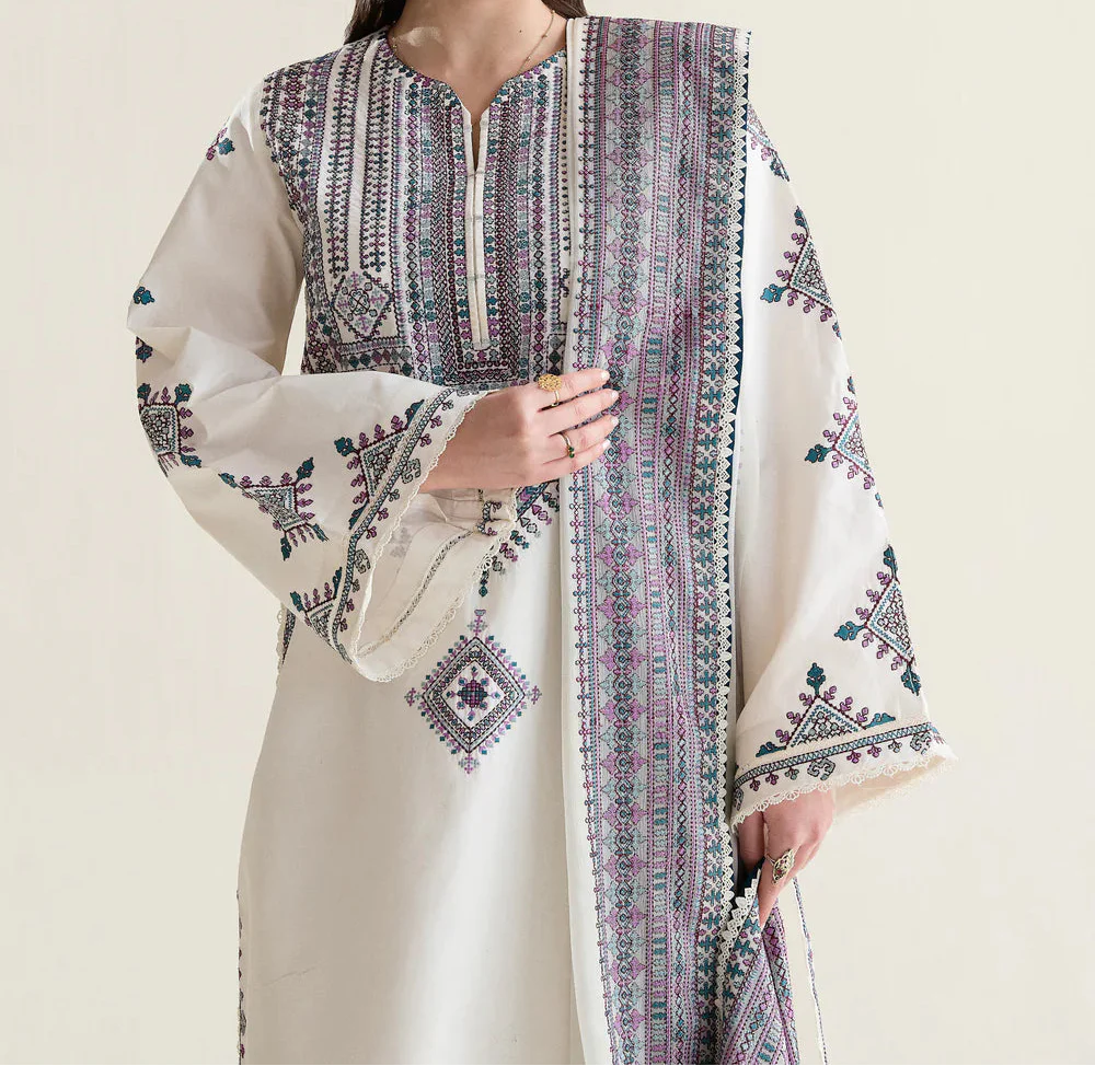 Choices S1425 - Embroidered 3pc Lawn Dress With Printed Lawn Dupatta.