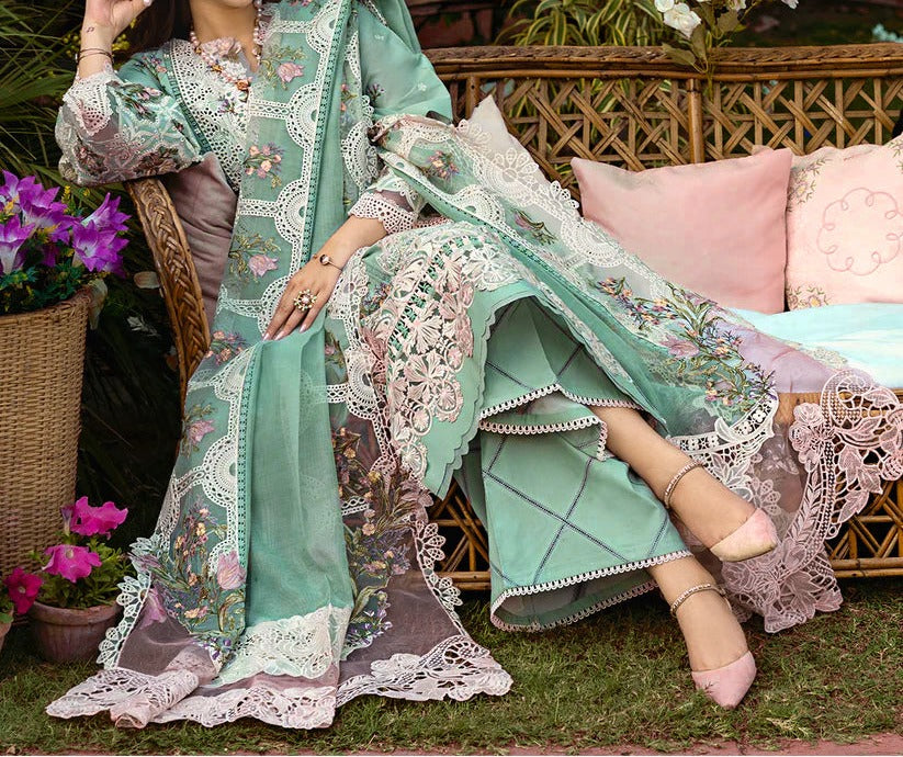 Choices S1484 - Embroidered 3pc Lawn Dress With Embroidered Khadi Net Dupatta.