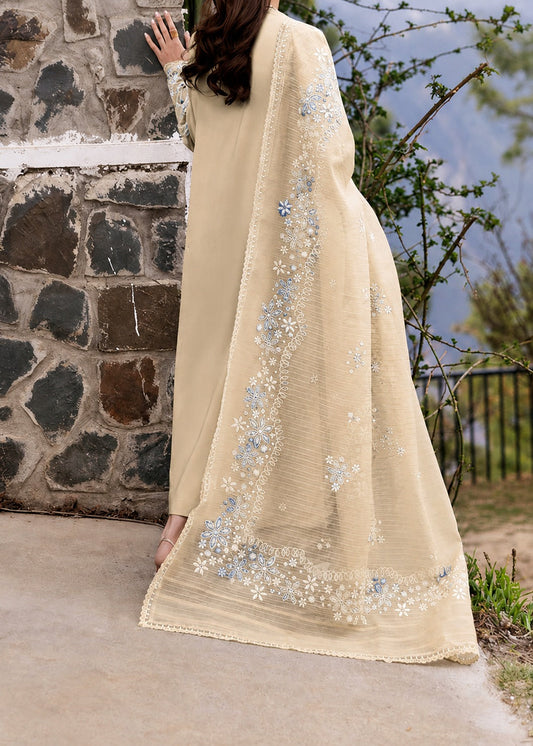 Choices S1483-Embroidered 3pc Lawn Dress With Printed Lawn Dupatta. Choicesstore.pk