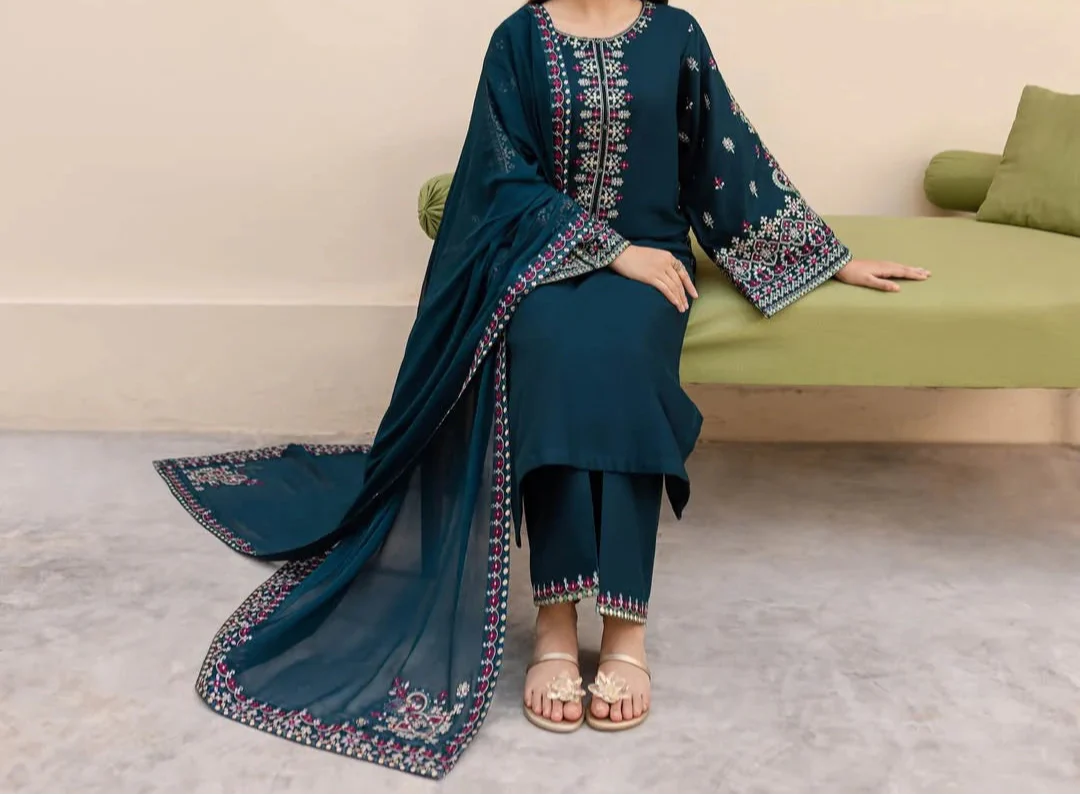 Choices S1227-Embroidered 3pc Lawn Dress With Embroidered chiffon Dupatta.